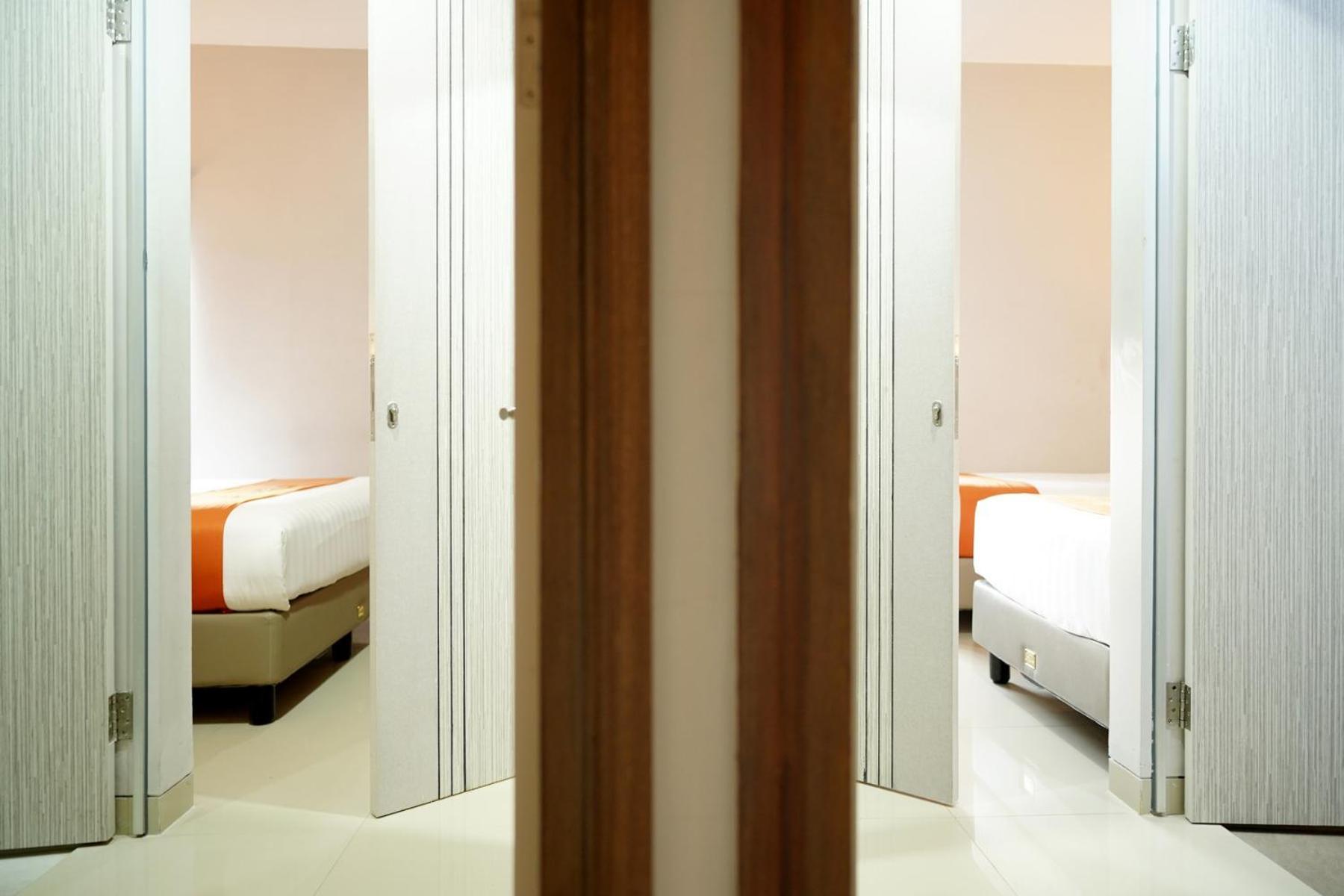 Front One Hotel Sragen ภายนอก รูปภาพ